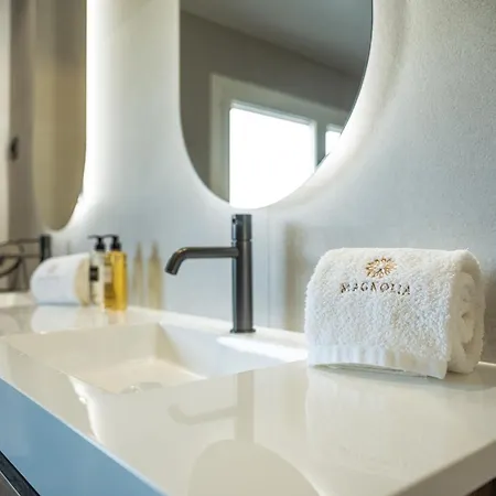Magnolia Luxury